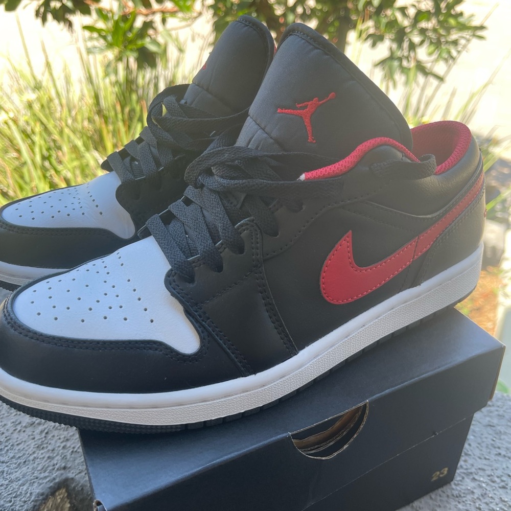 Air Jordan 1 Low